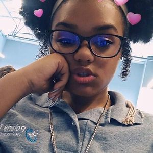 Meet your Posher, Trinadee